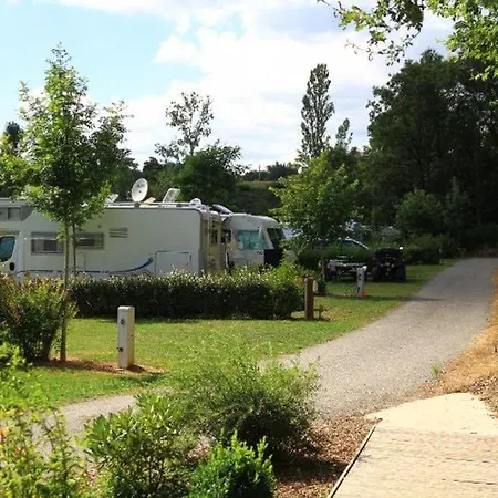 Camping De 20m² A Avec Terrasse - Api-1-52-334 Naucelle