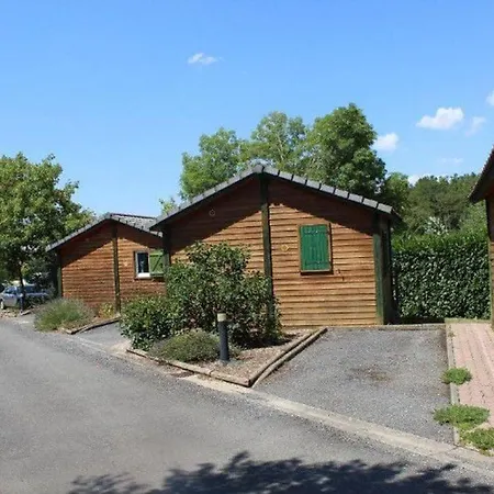 De 20m² A Avec Terrasse - Api-1-52-334 Naucelle