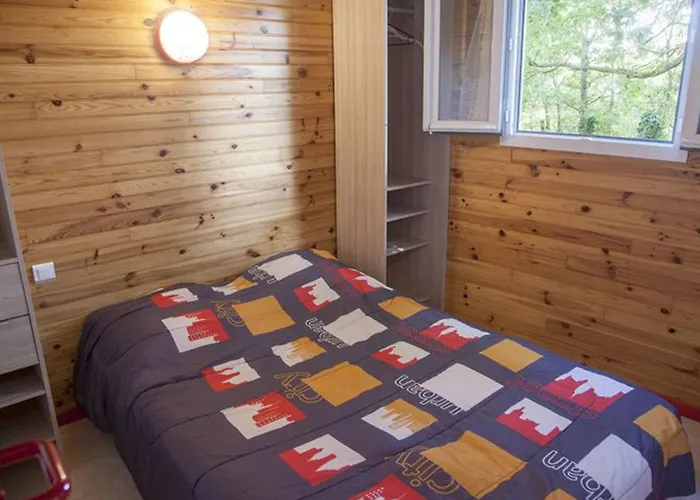 De 20m² A Avec Terrasse - Api-1-52-334 * Naucelle