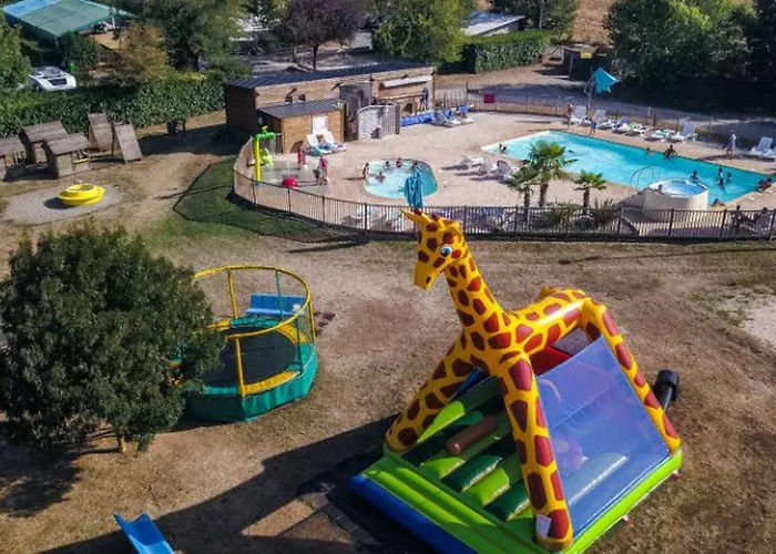 De 20m² A Avec Terrasse - Api-1-52-334 * Naucelle