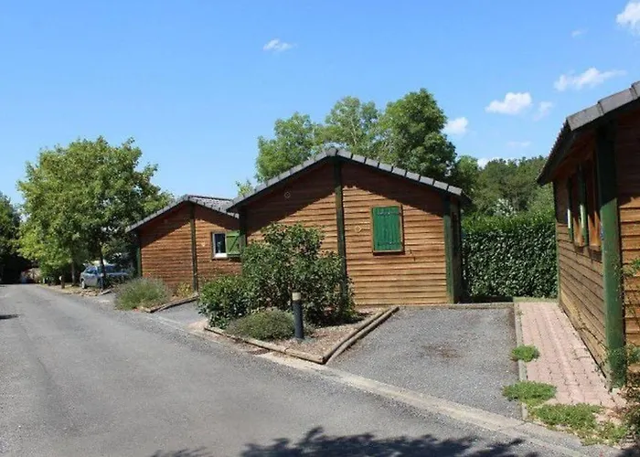 De 20m² A Avec Terrasse - Api-1-52-334 Naucelle