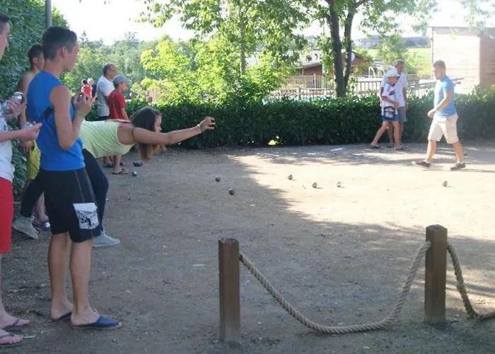 De 20m² A Avec Terrasse - Api-1-52-334 * Naucelle